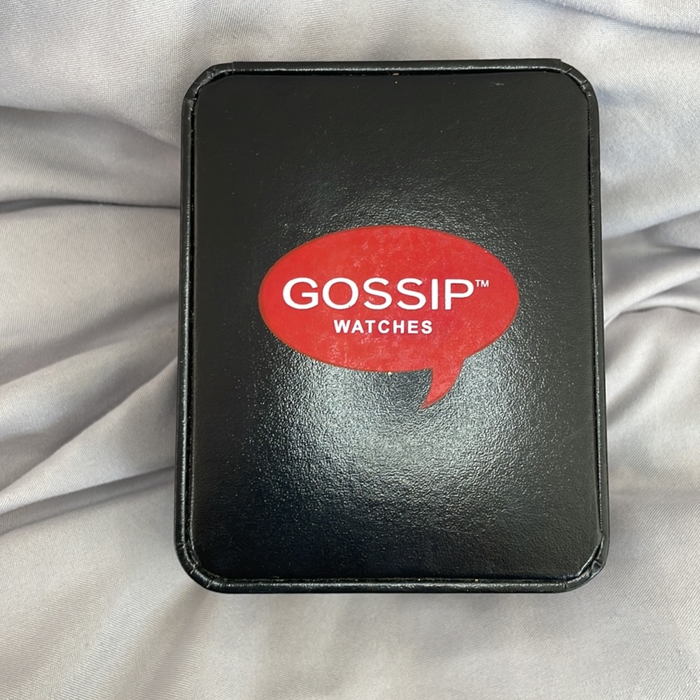 Gossip Watch - Picture 9 of 11